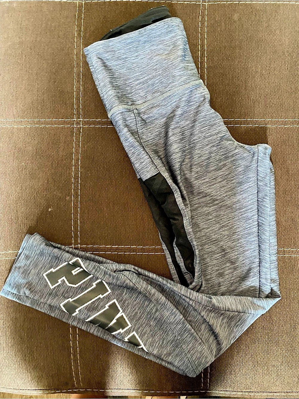PINK Ultimate Gray Black Athletic Leggings